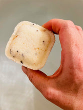 Foaming Salt Cubes